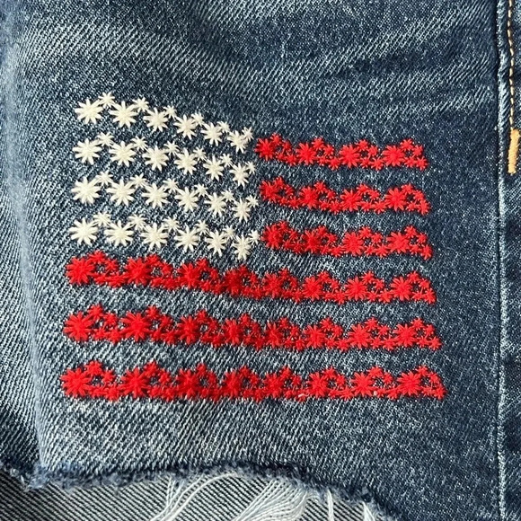 Old Navy Jean Shorts |  Embroidered High Rise OG Straight | Size 14 - Picture 2 of 8